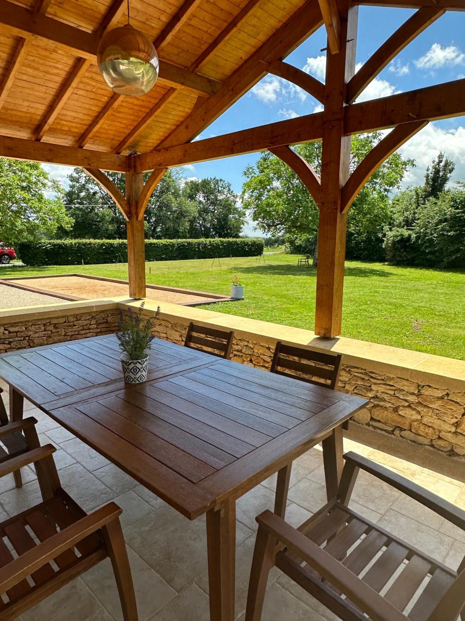 Luxury 3 Bed Home With Heated Swimming Pool Air Con And Boules Pitch Salignac-Eyvigues Buitenkant foto
